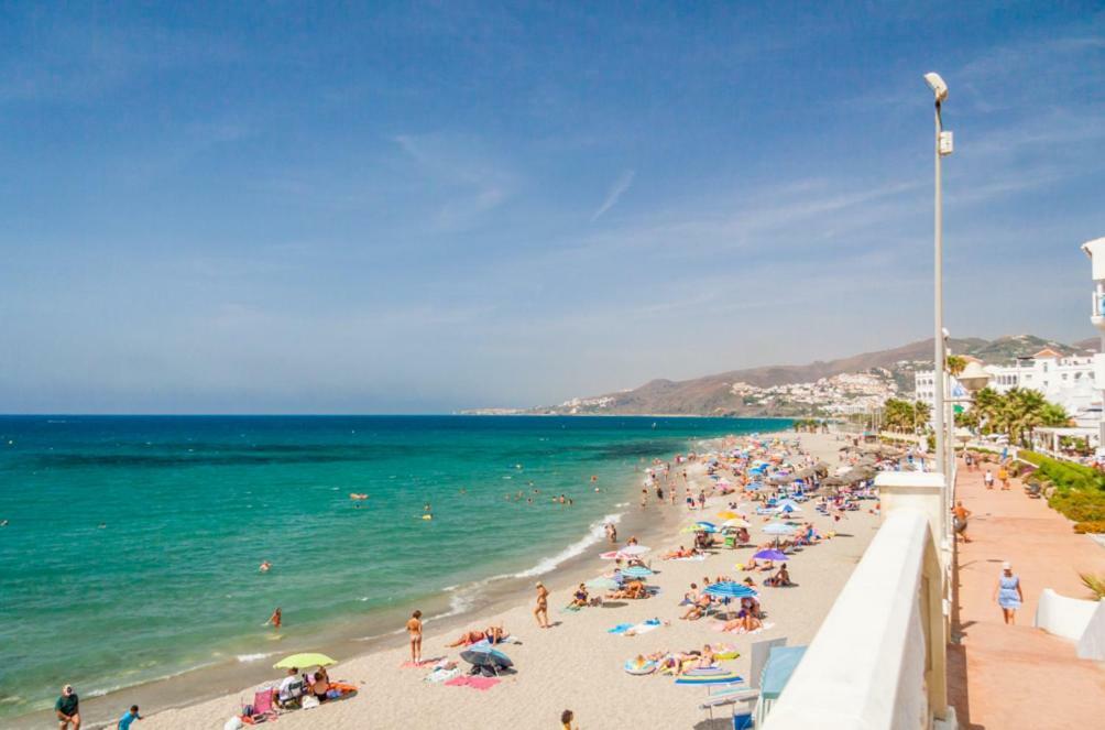 Casa Playa Torrecilla Villa Nerja Eksteriør billede