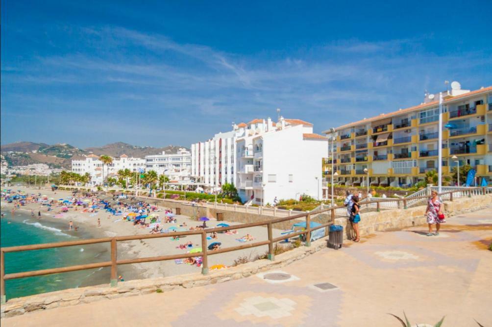 Casa Playa Torrecilla Villa Nerja Eksteriør billede